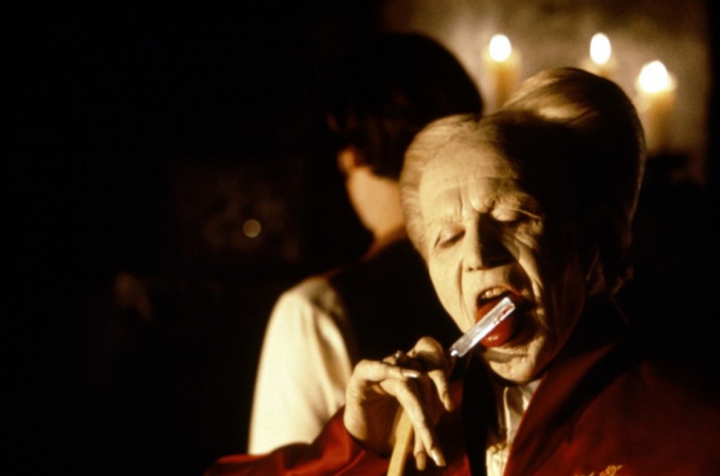 Total Movie Recall Steve Albertson Ryan Mixson podcast movie nostalgia film cinema Bram Stoker's Dracula (1992) d. Francis Ford Coppola Starring: Gary Oldman Winona Ryder Anthony Hopkins Keanu Reeves vampire mina lucy